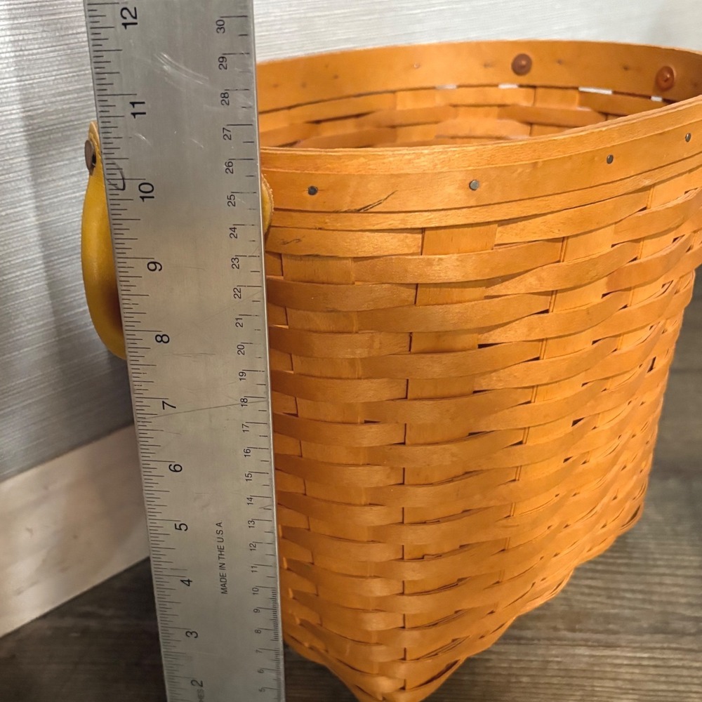 Longaberger 2001 Handwoven Tall Oval Basket Yellow Leather Handles USA 10.5x11" - Picture 5 of 13